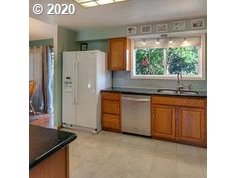 5070 Southeast Chase Road Gresham, OR 97080 - Photo 9 of 30 Gallery Image 9