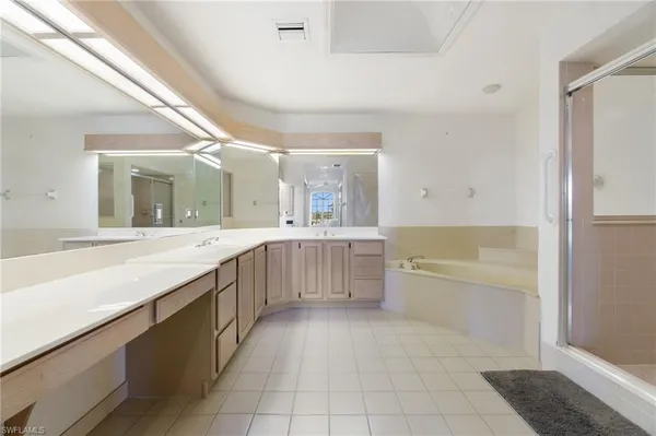 $1,235,000 | 599 Audubon Boulevard, Unit 201, Naples, FL 34110