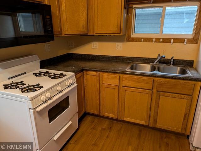 6487 Highway 70 Siren, WI 54872 - Photo 4 of 17