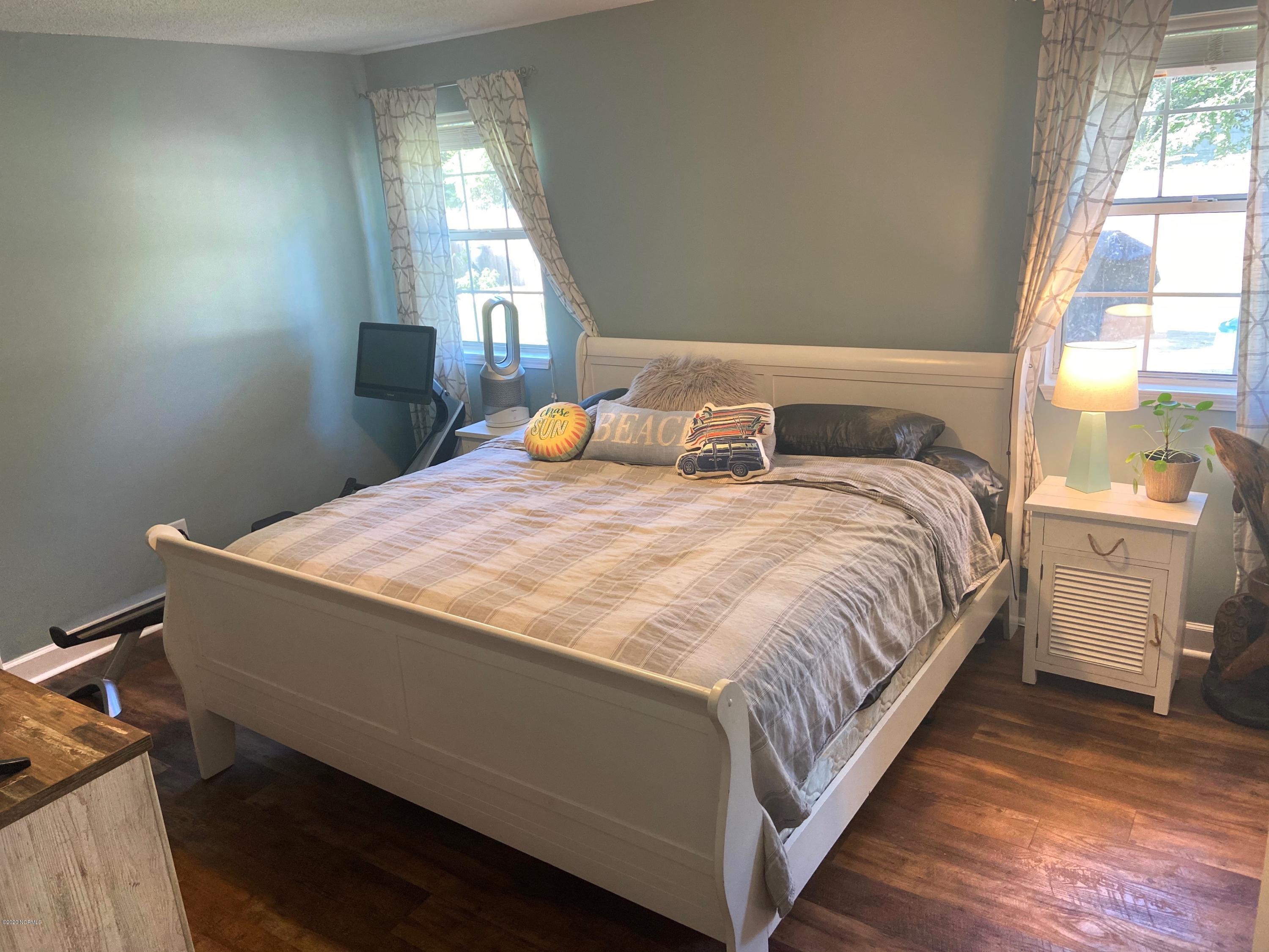 400 Hidden Valley Road Wilmington, NC 28409 - Photo 7 of 15 master