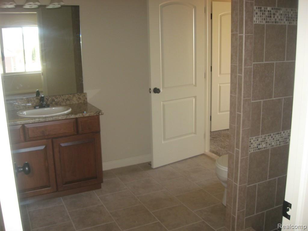 8780 Ridge Drive Washington, MI 48095 - Photo 40 of 54 IMG_2901.jpg