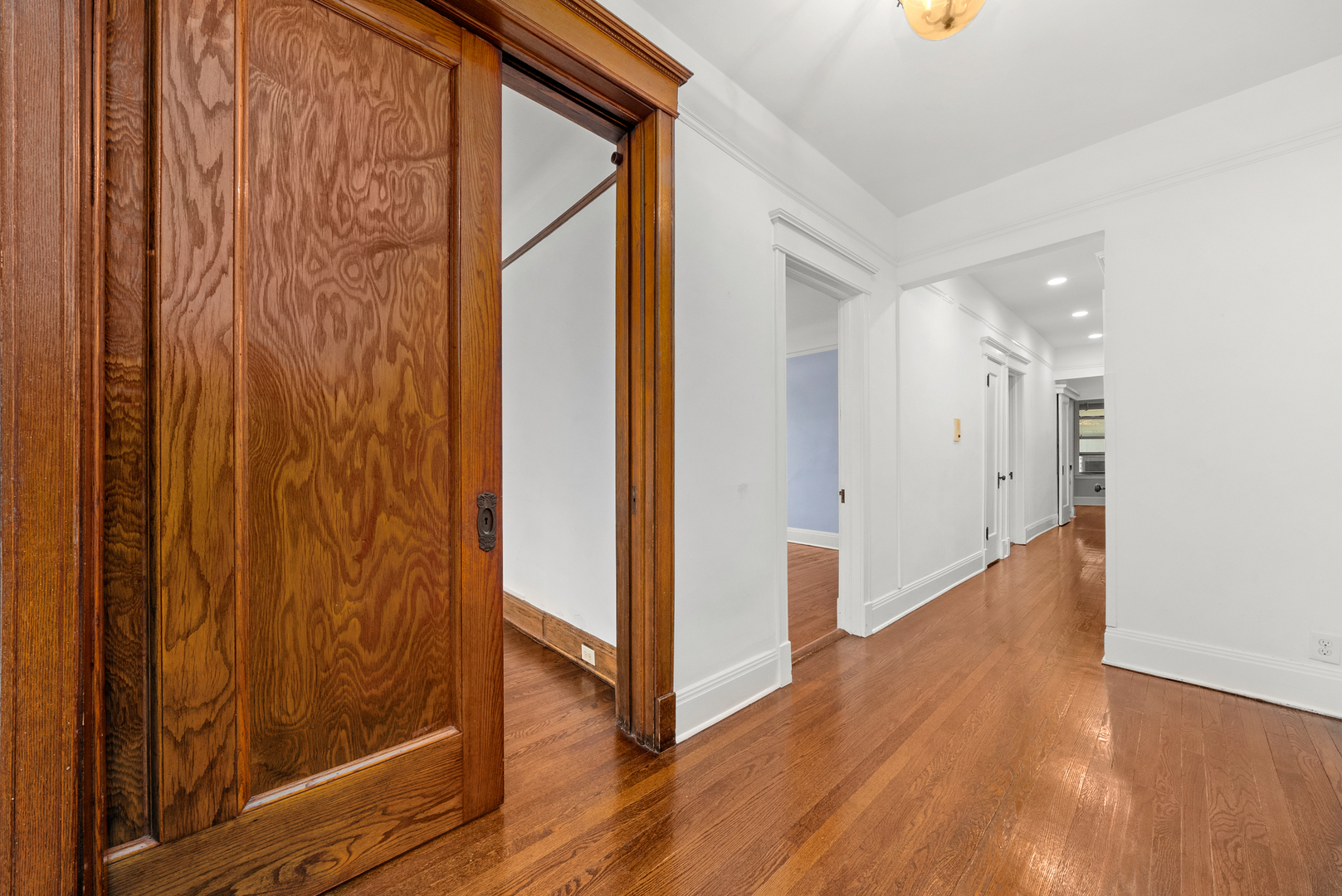 823 West Diversey Parkway, Unit 2 Chicago, IL 60614 - Photo 13 of 27