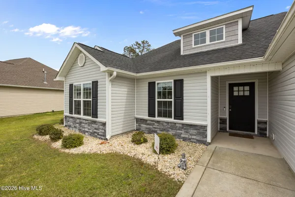 $330,000 | 1007 Spot Circle, New Bern, NC 28562