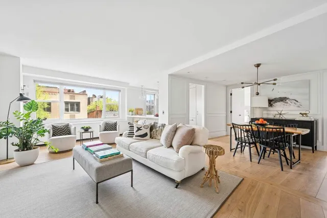 a picture of a wall with white walls