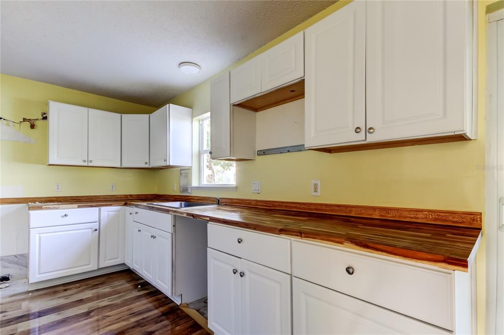 11309 Outrigger Avenue Spring Hill, FL 34608 - Photo 13 of 49
