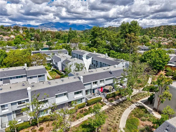 $749,500 | 26415 Waterford Circle, Lake Forest, CA 92630