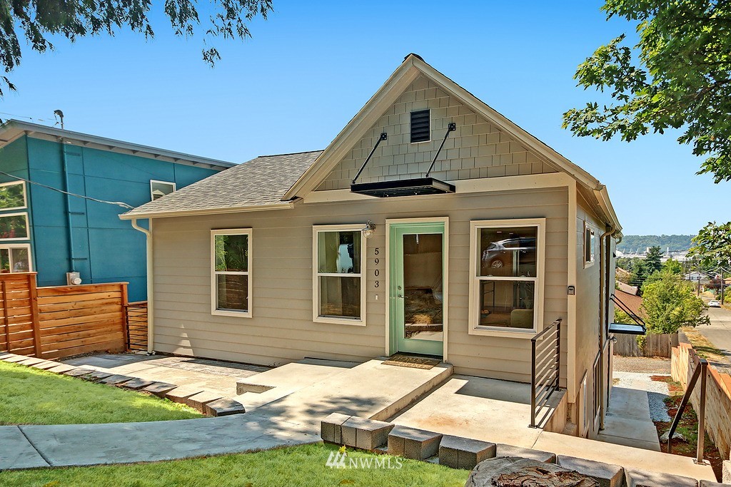 5903 19th Avenue South Seattle, WA 98108 - Photo 1 of 18