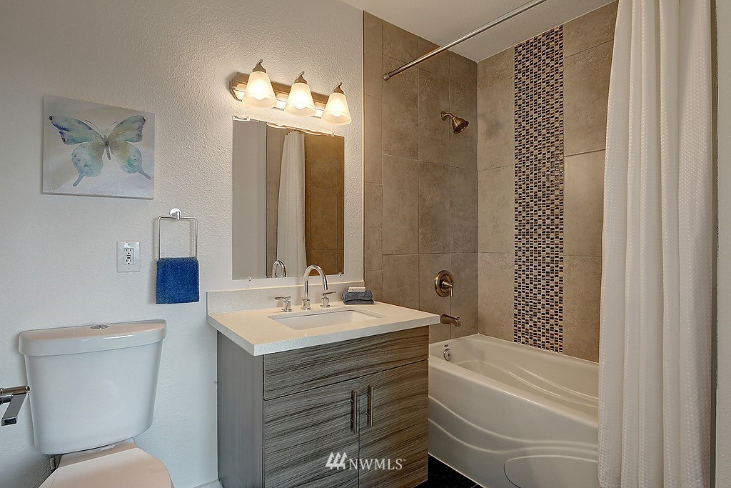 5903 19th Avenue South Seattle, WA 98108 - Photo 12 of 18