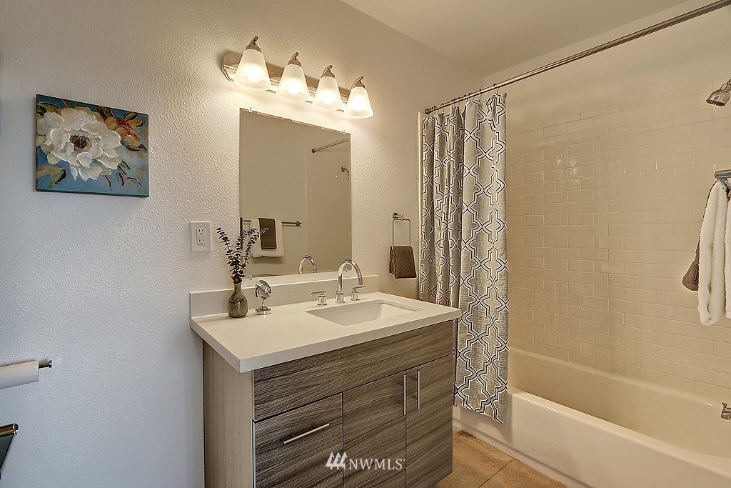5903 19th Avenue South Seattle, WA 98108 - Photo 9 of 18