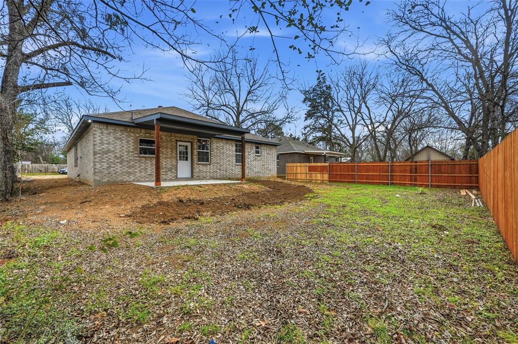 306 Lewis Street Cleburne, TX 76031 - Photo 19 of 20