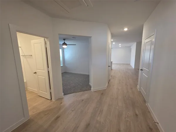 $2,350 | 31111 Winchester Falls, Fulshear, TX 77441