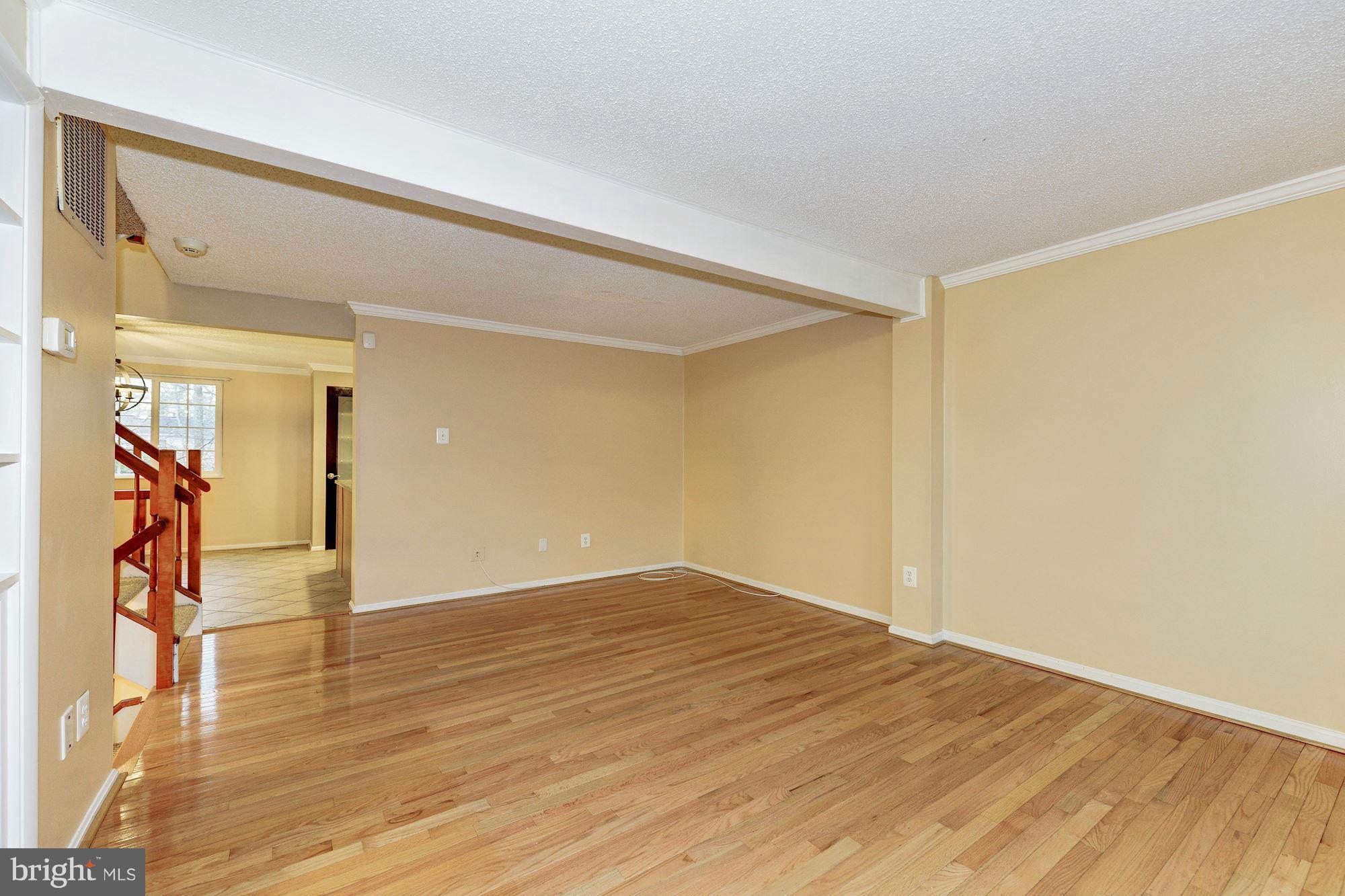 8675 Bent Arrow Court Springfield, VA 22153 - Photo 4 of 30 Living Room