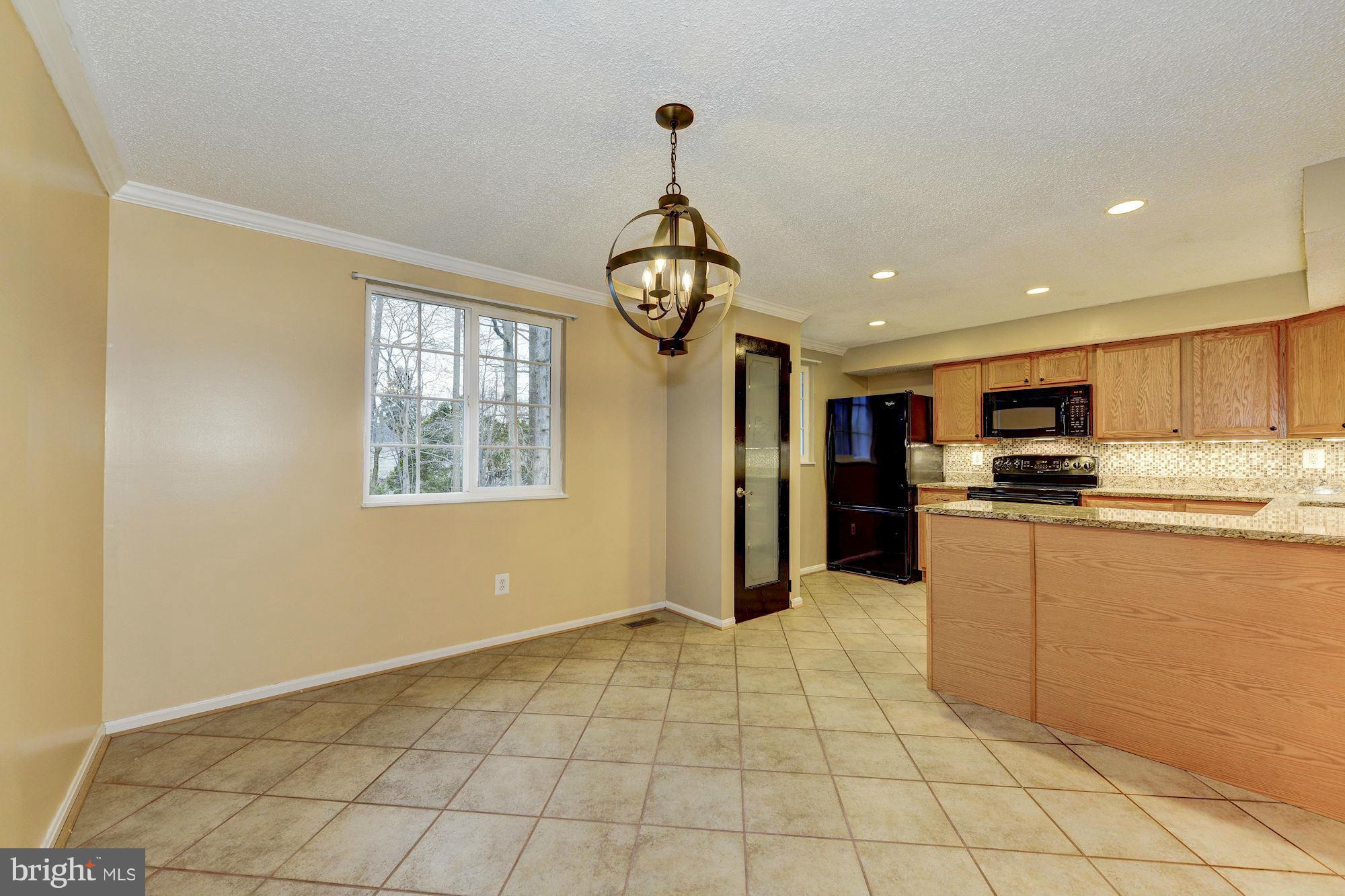8675 Bent Arrow Court Springfield, VA 22153 - Photo 8 of 30 Kitchen