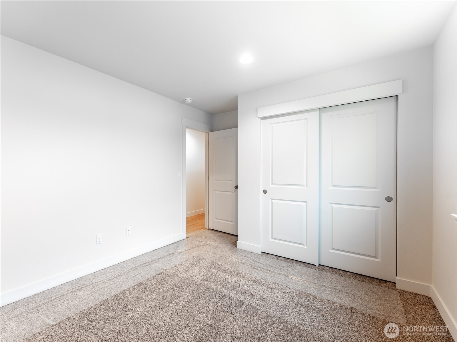 104 Salmon Drive Wenatchee, WA 98801 - Photo 28 of 35 a view of an empty room