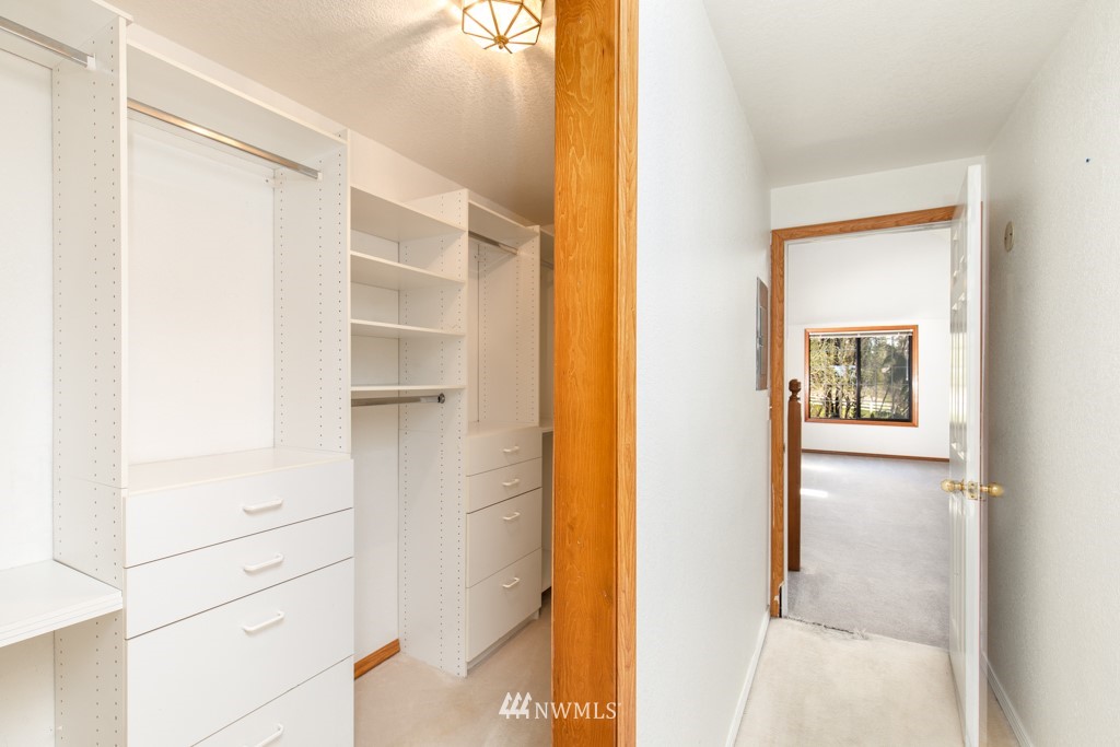15916 Westwick Road Snohomish, WA 98290 - Photo 16 of 39 Gallery Image 16