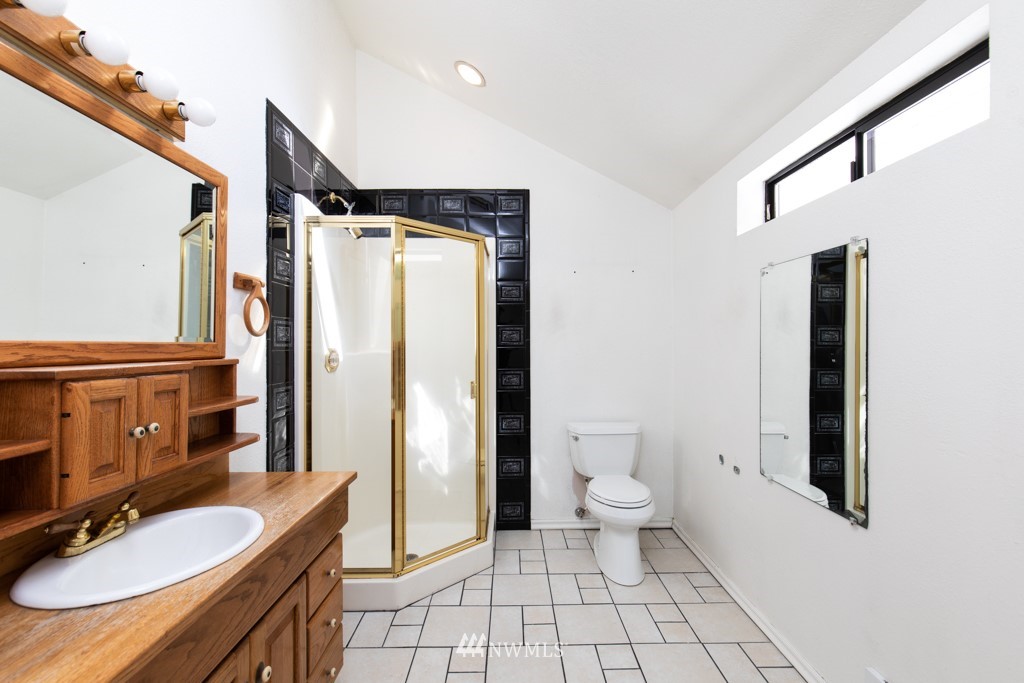 15916 Westwick Road Snohomish, WA 98290 - Photo 17 of 39 Gallery Image 17