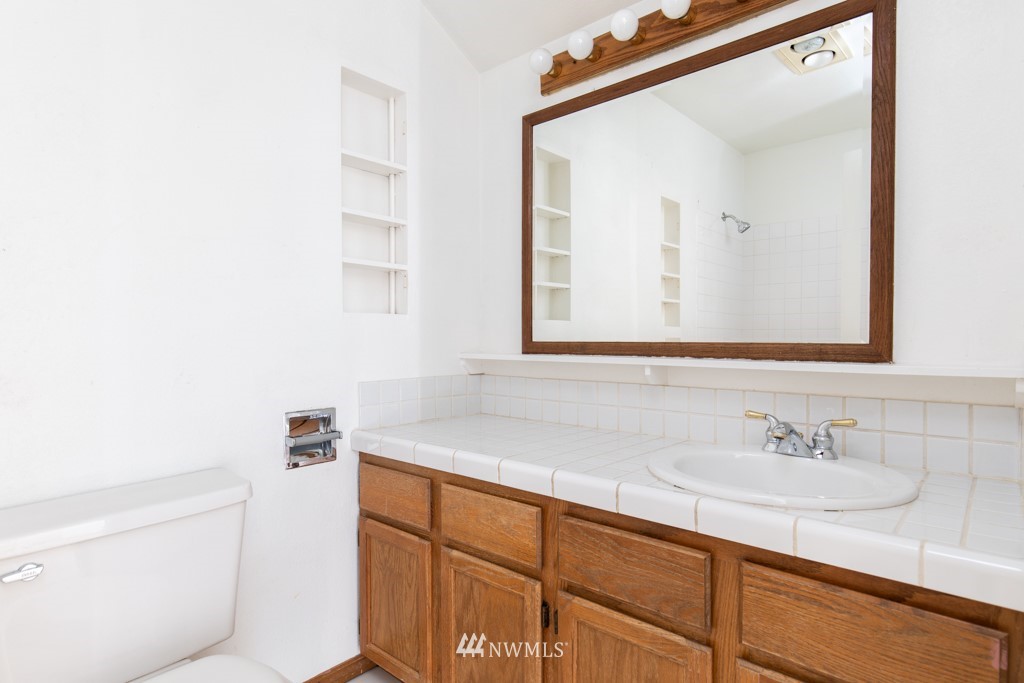 15916 Westwick Road Snohomish, WA 98290 - Photo 20 of 39 Gallery Image 20