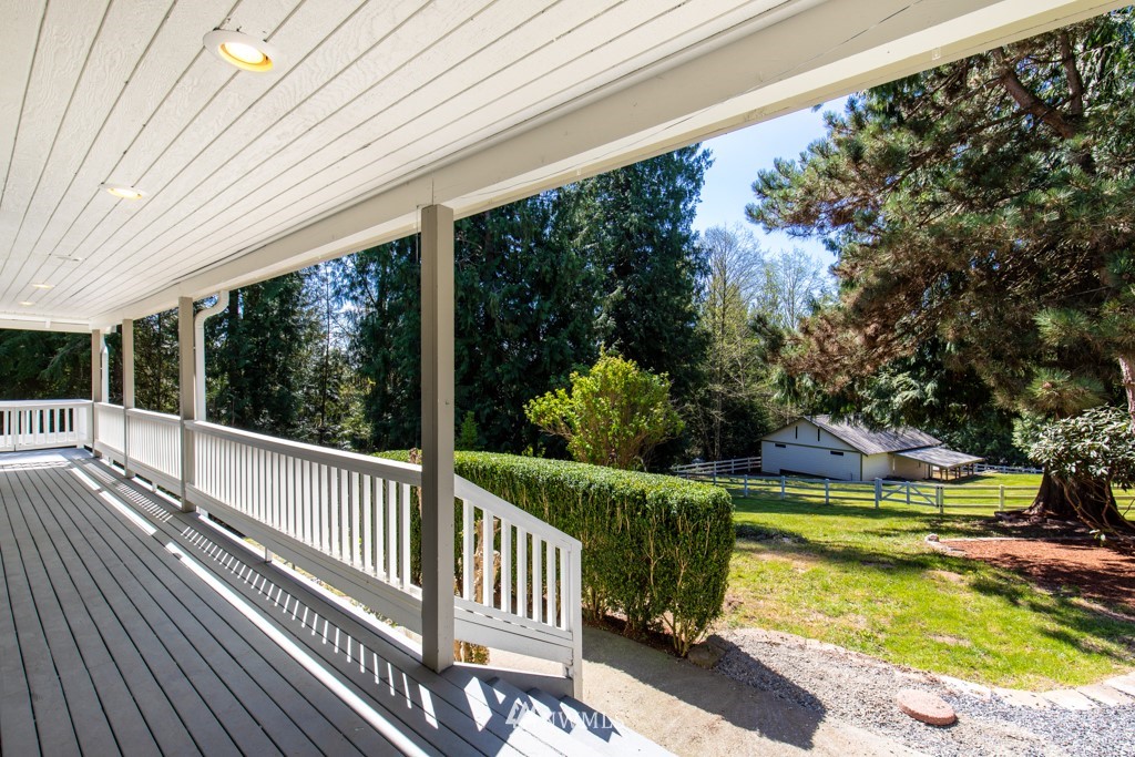 15916 Westwick Road Snohomish, WA 98290 - Photo 3 of 39 Gallery Image 3