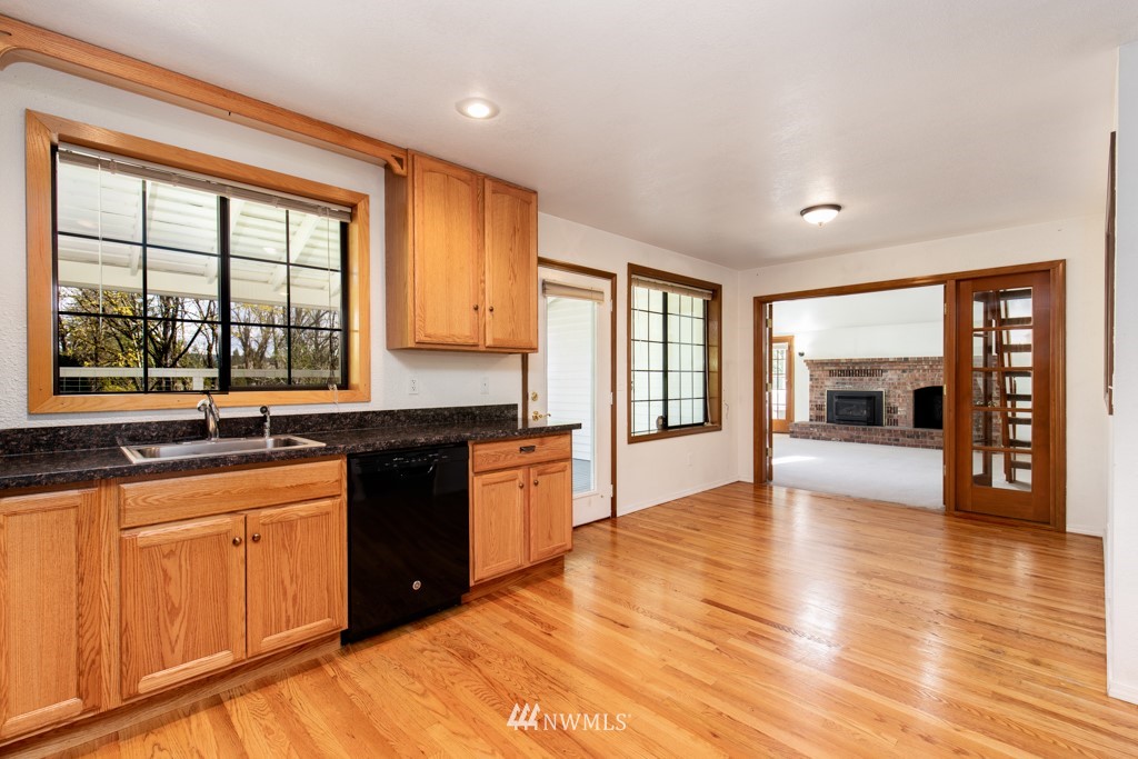 15916 Westwick Road Snohomish, WA 98290 - Photo 9 of 39 Gallery Image 9