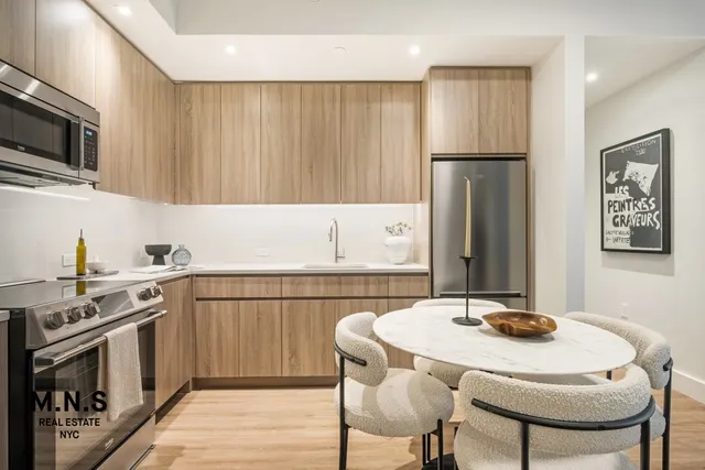 $3,291 | 19 Rockwell Place, Unit 9G | Fort Greene