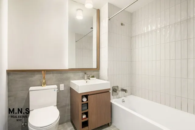 $3,291 | 19 Rockwell Place, Unit 9G | Fort Greene