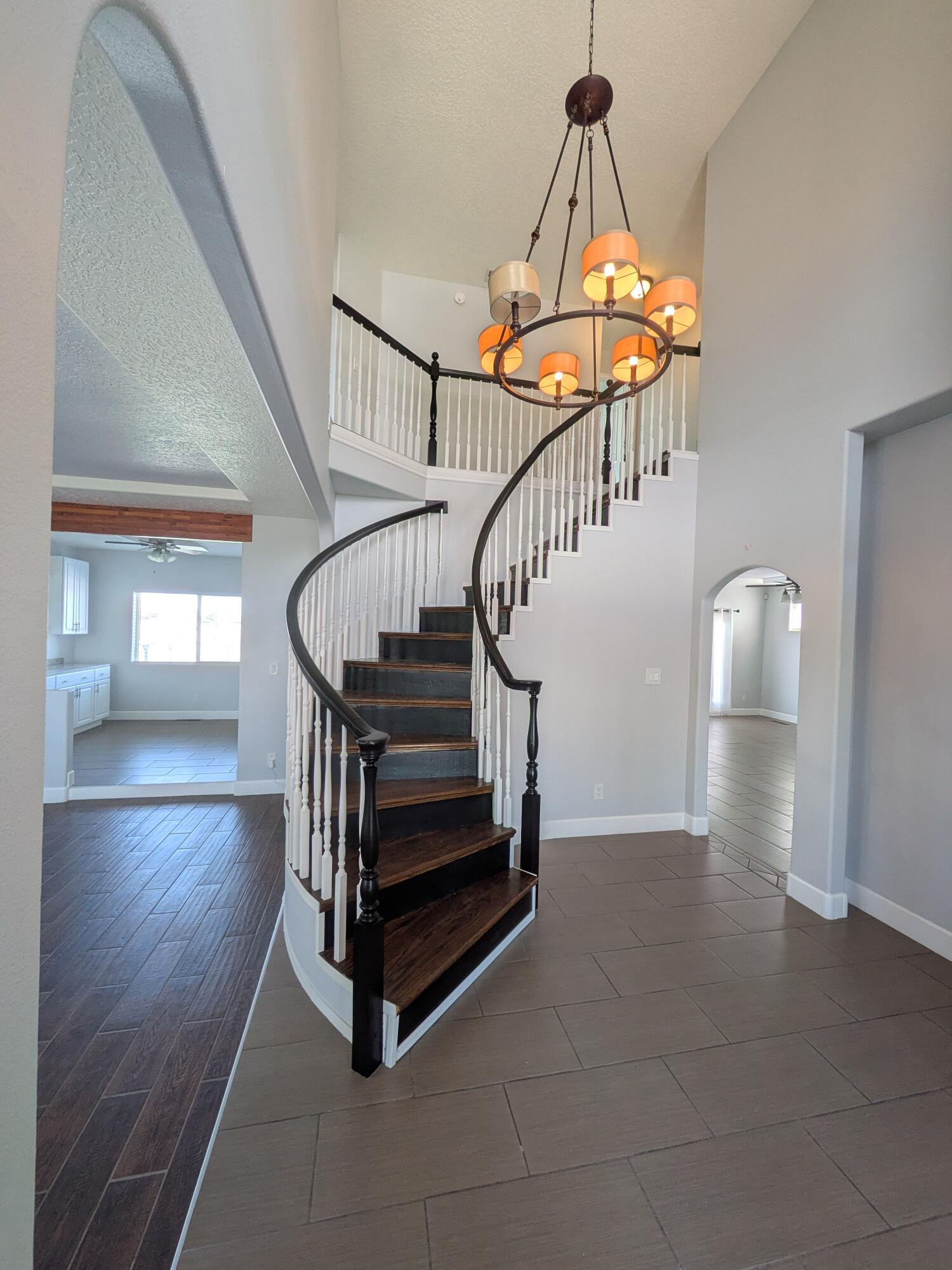 1004 6th Street Southeast Rio Rancho, NM 87124 - Photo 13 of 76 Gallery Image 13