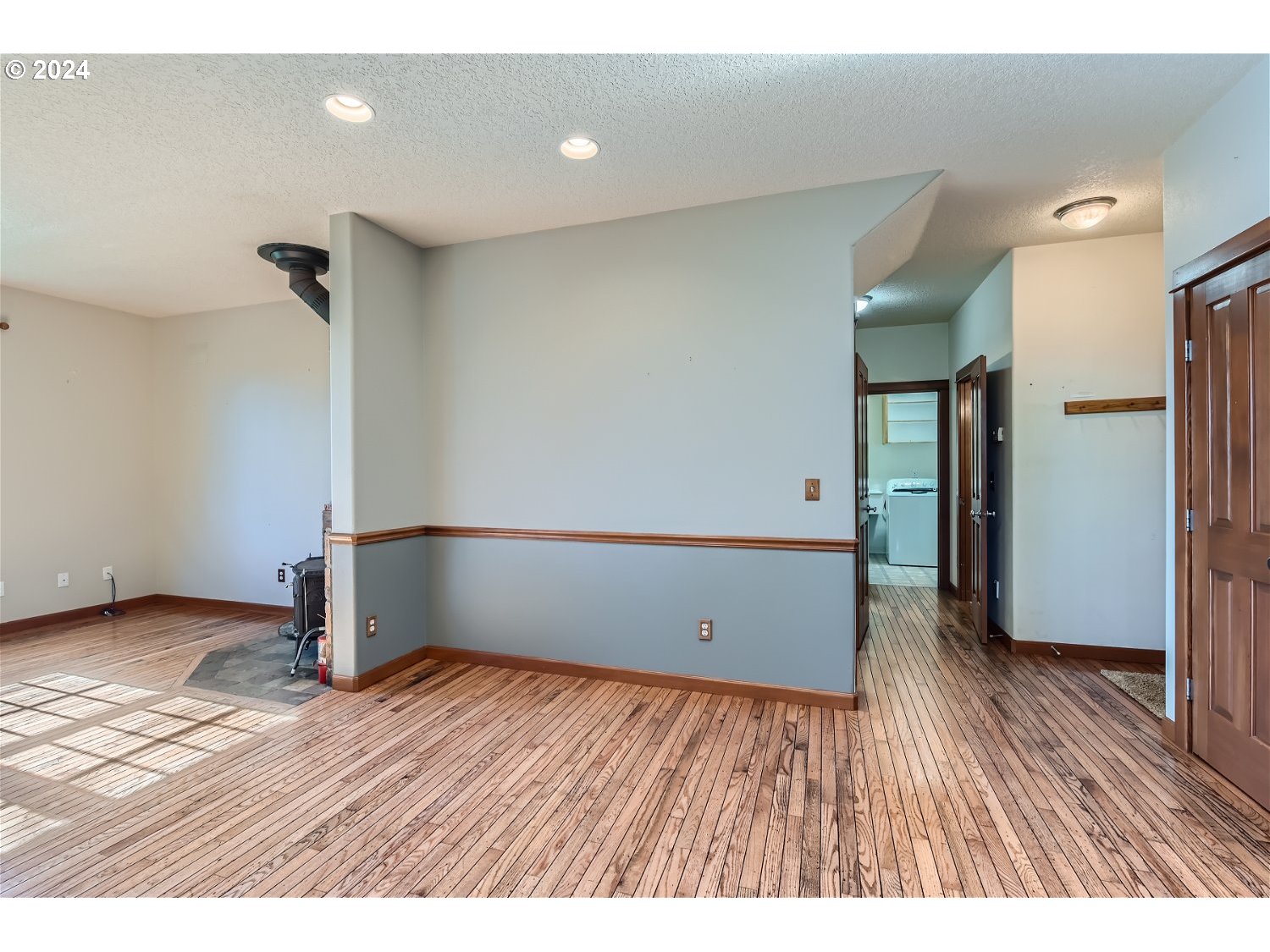 32468 East Bell Road Corbett, OR 97019 - Photo 11 of 41 Gallery Image 11