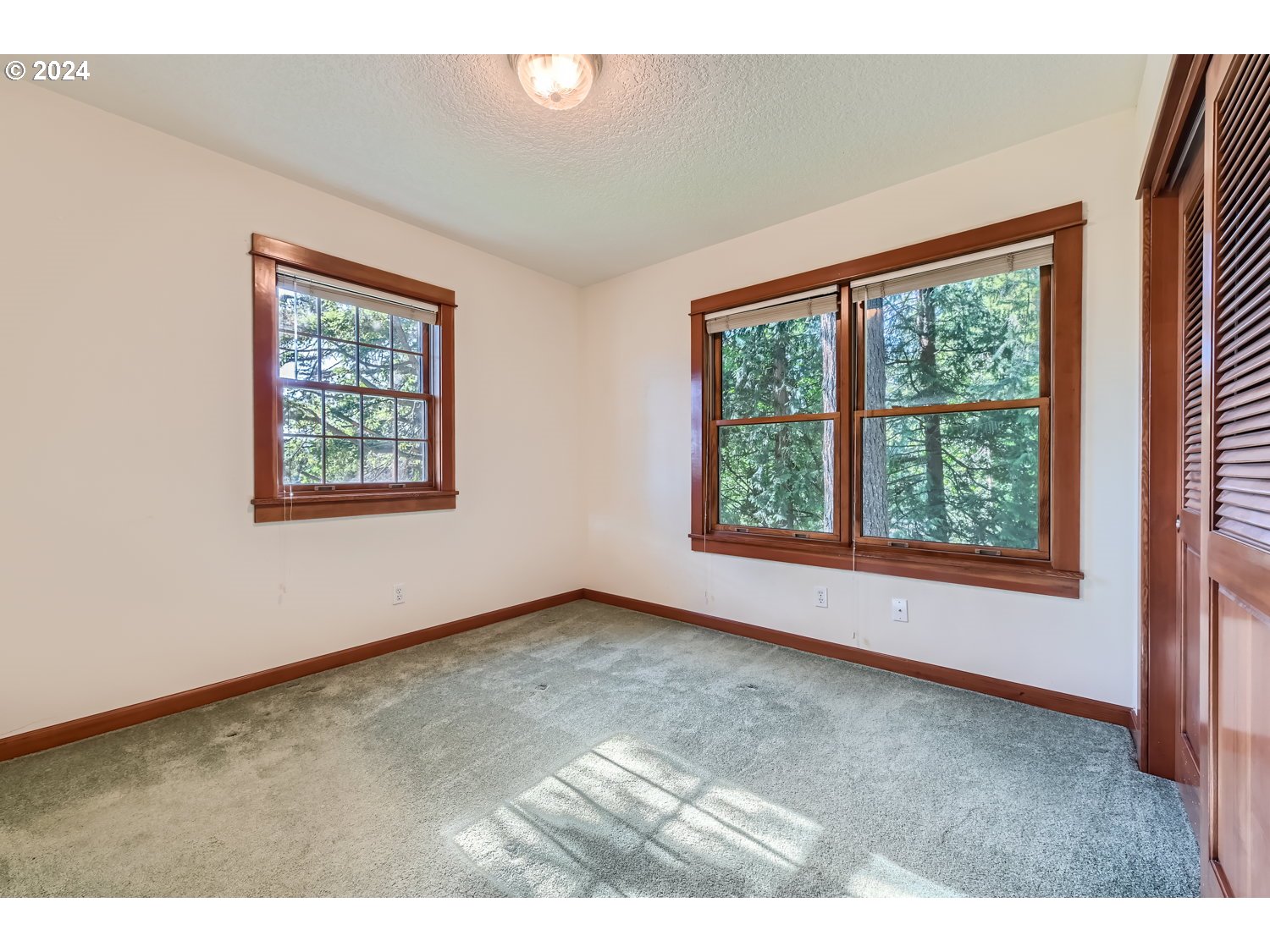 32468 East Bell Road Corbett, OR 97019 - Photo 22 of 41 Gallery Image 22