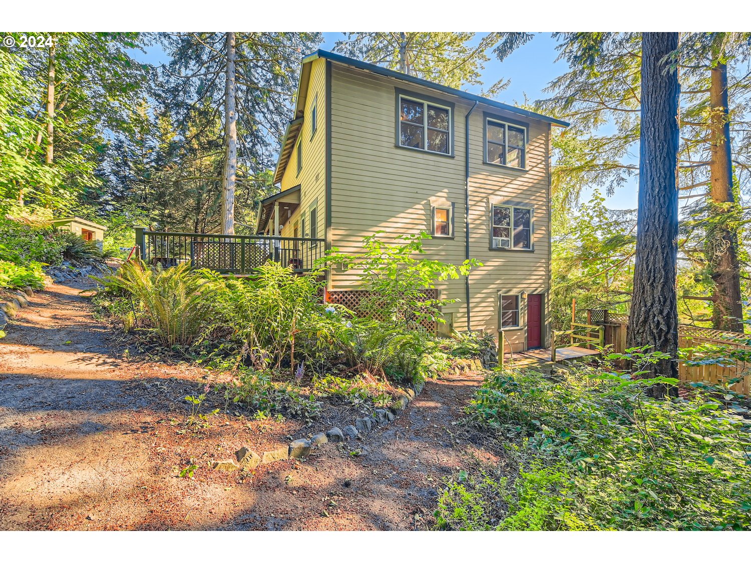 32468 East Bell Road Corbett, OR 97019 - Photo 27 of 41 Gallery Image 27