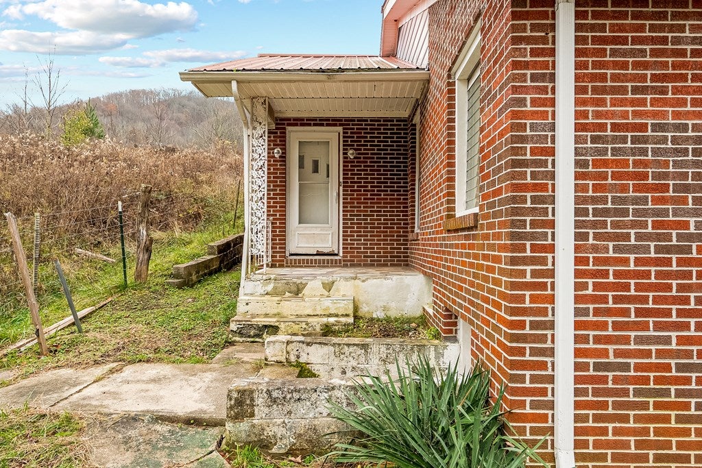 5912 Pounding Mill Branch Road Pounding Mill, VA 24637 - Photo 87 of 100 Gallery Image 87