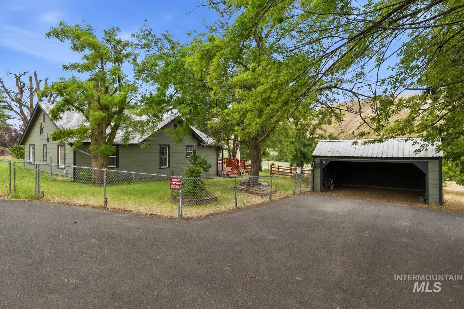 259 Highway 12 Pomeroy, WA 99347 - Photo 2 of 45 Front house