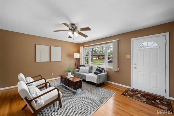 $225,000 | 8352 Lonkar Drive, St. Louis, MO 63123