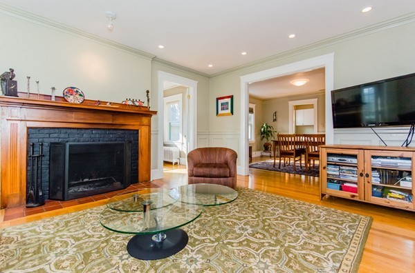 17 Winchester Road, Unit 17 Newton, MA 02458 - Photo 6 of 27 Gallery Image 6