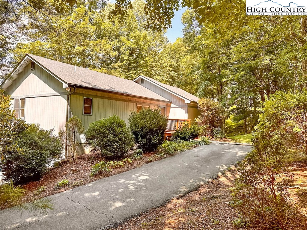 191 High Hopes Boone, NC 28607 - Photo 38 of 40 Gallery Image 38