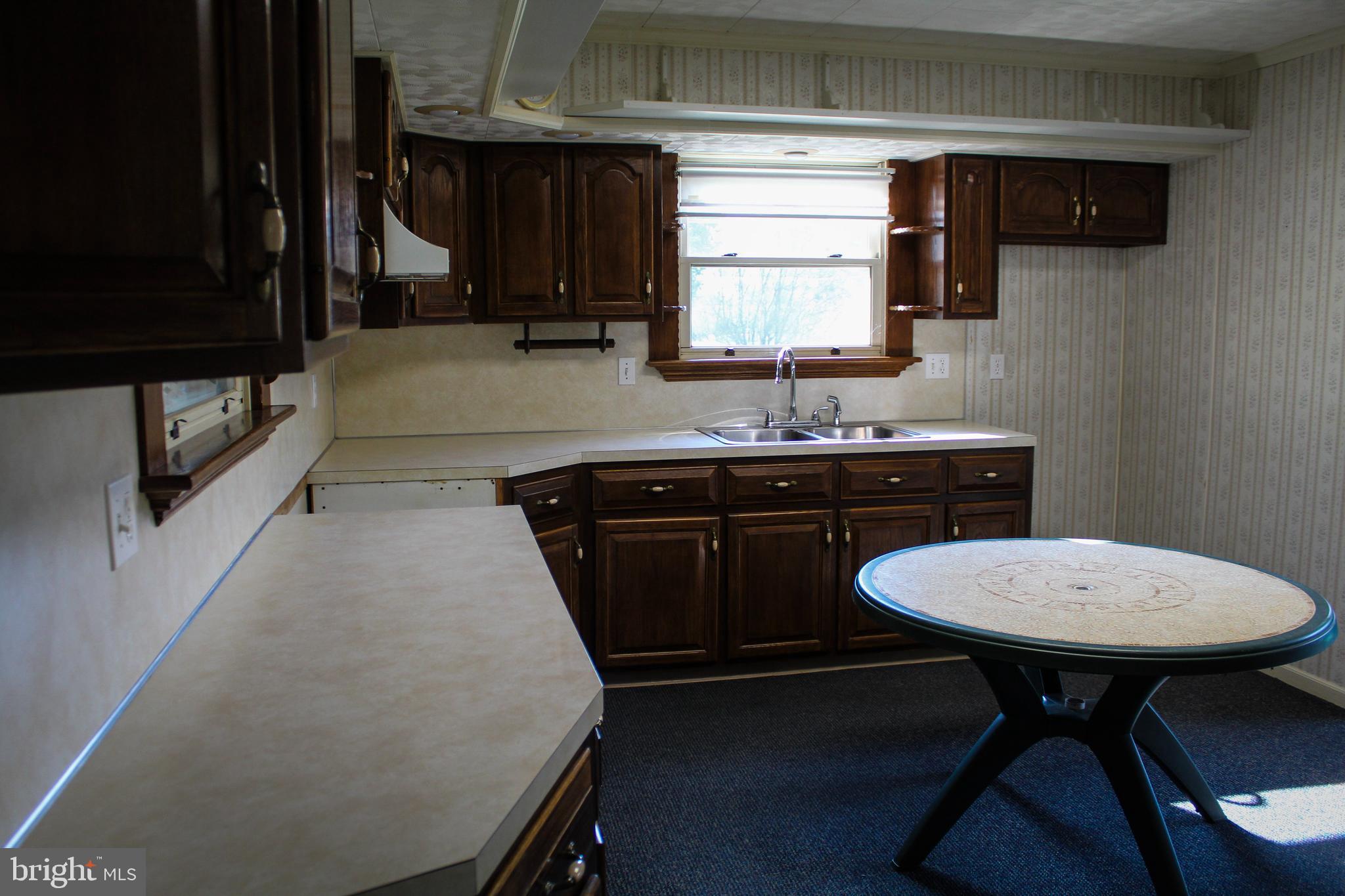 422 Mountain Road Kempton, PA 19529 - Photo 11 of 24 Gallery Image 11