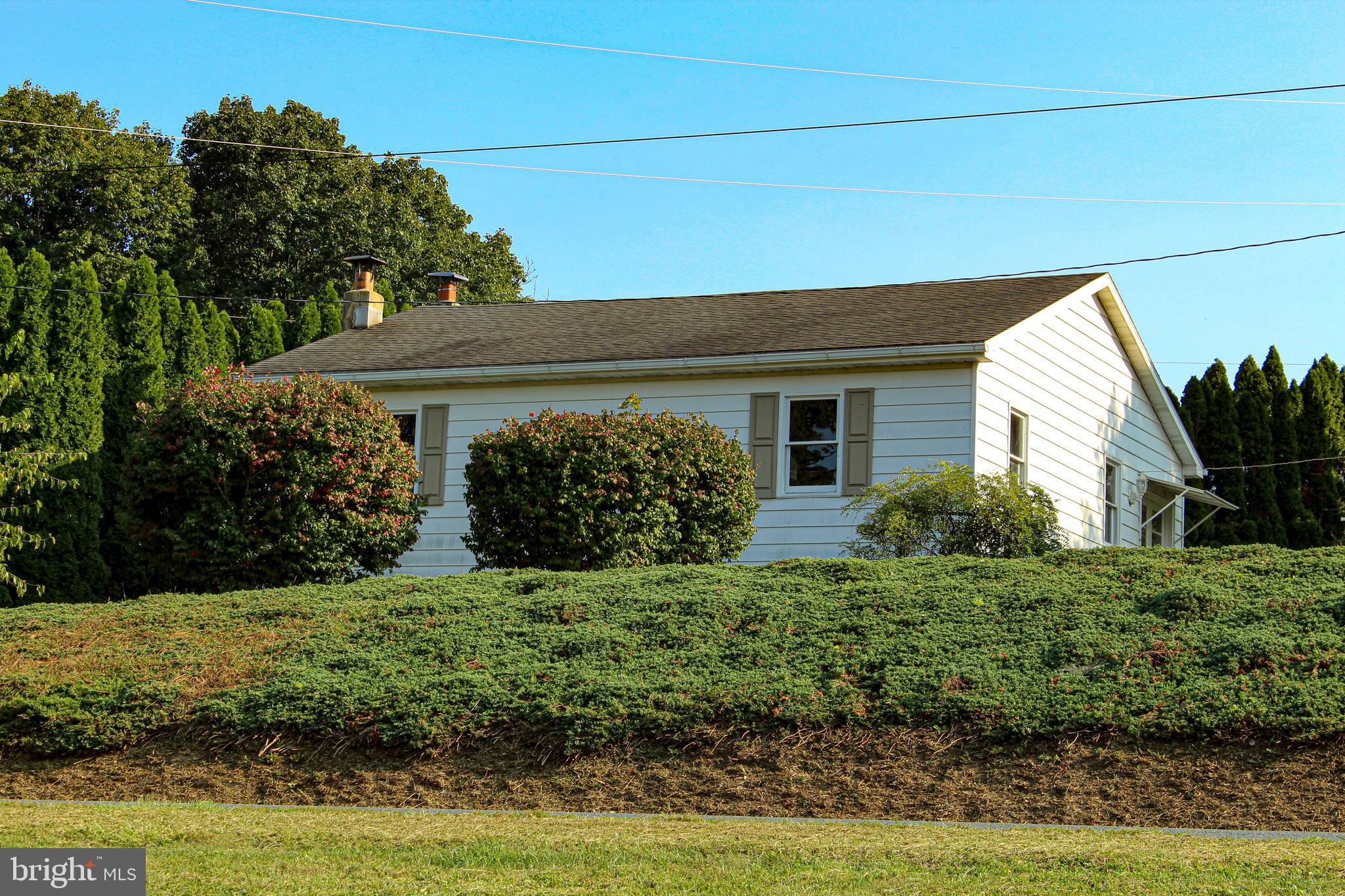 422 Mountain Road Kempton, PA 19529 - Photo 2 of 24 Gallery Image 2
