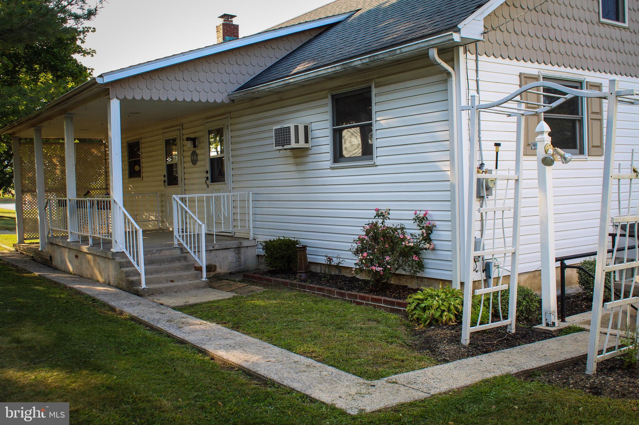 422 Mountain Road Kempton, PA 19529 - Photo 5 of 24 Gallery Image 5