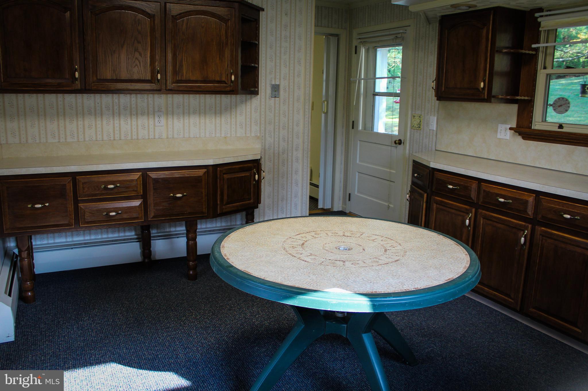 422 Mountain Road Kempton, PA 19529 - Photo 9 of 24 Gallery Image 9