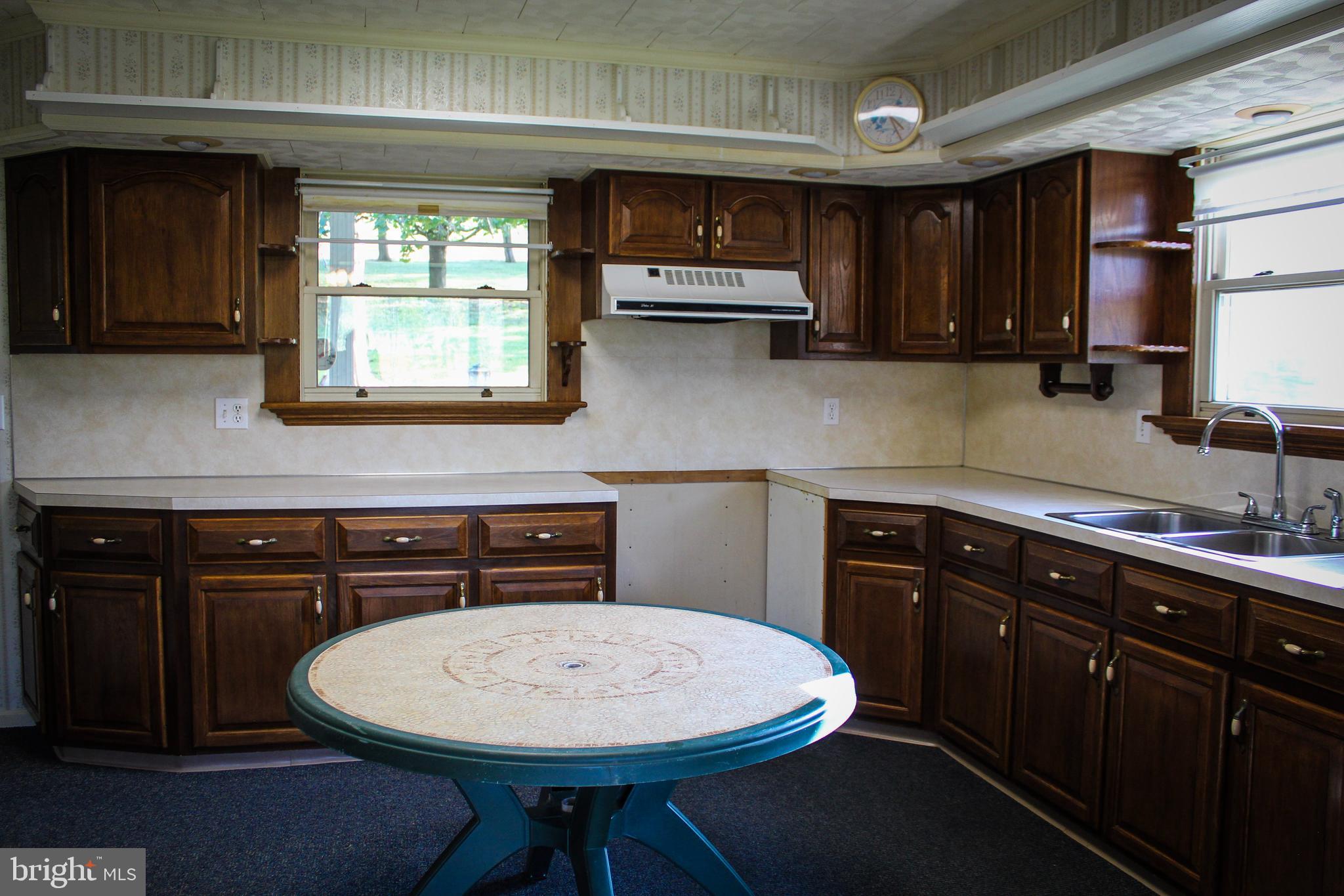 422 Mountain Road Kempton, PA 19529 - Photo 10 of 24 Gallery Image 10