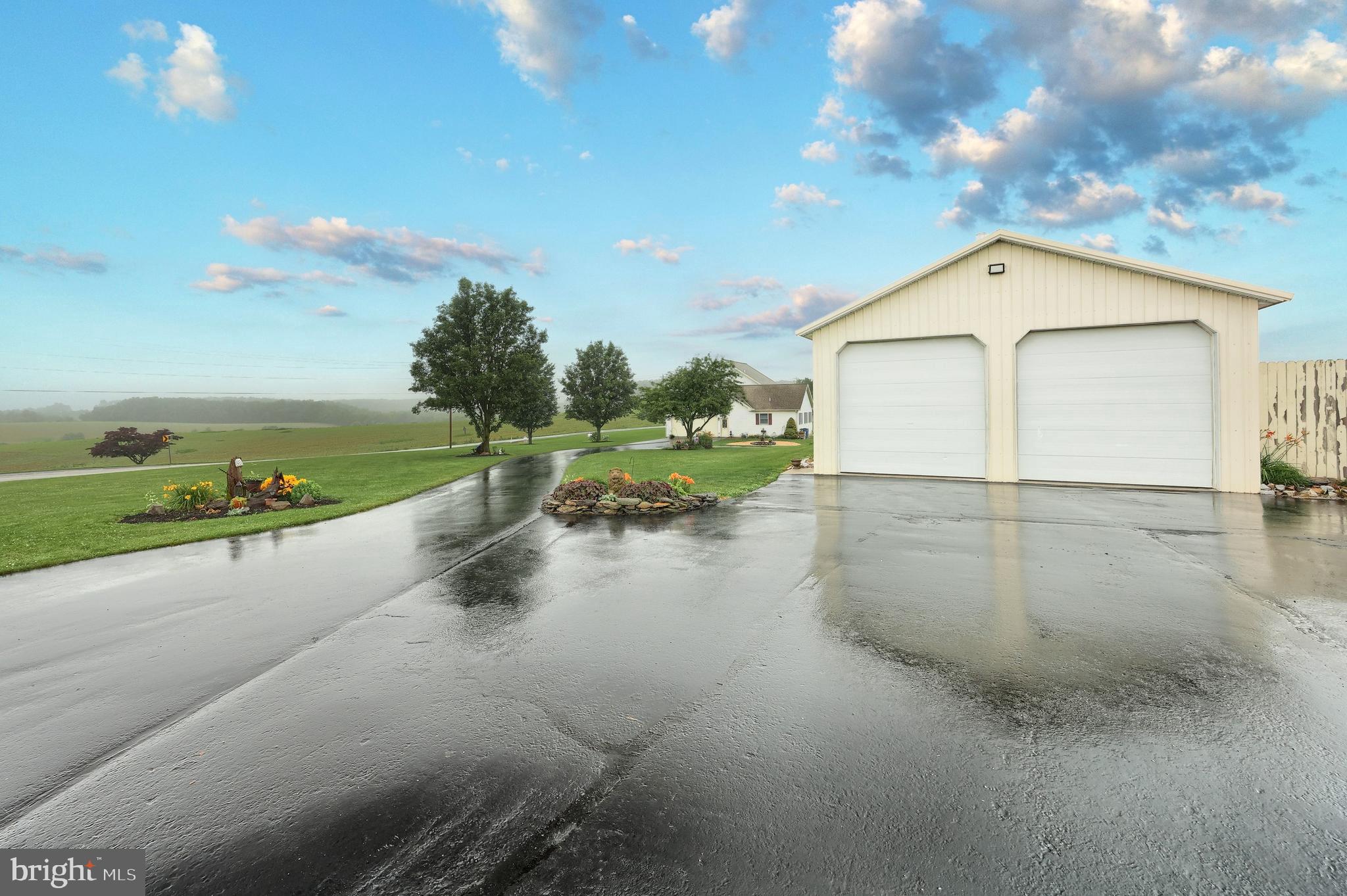 574 Mathias Road Littlestown, PA 17340 - Photo 5 of 65