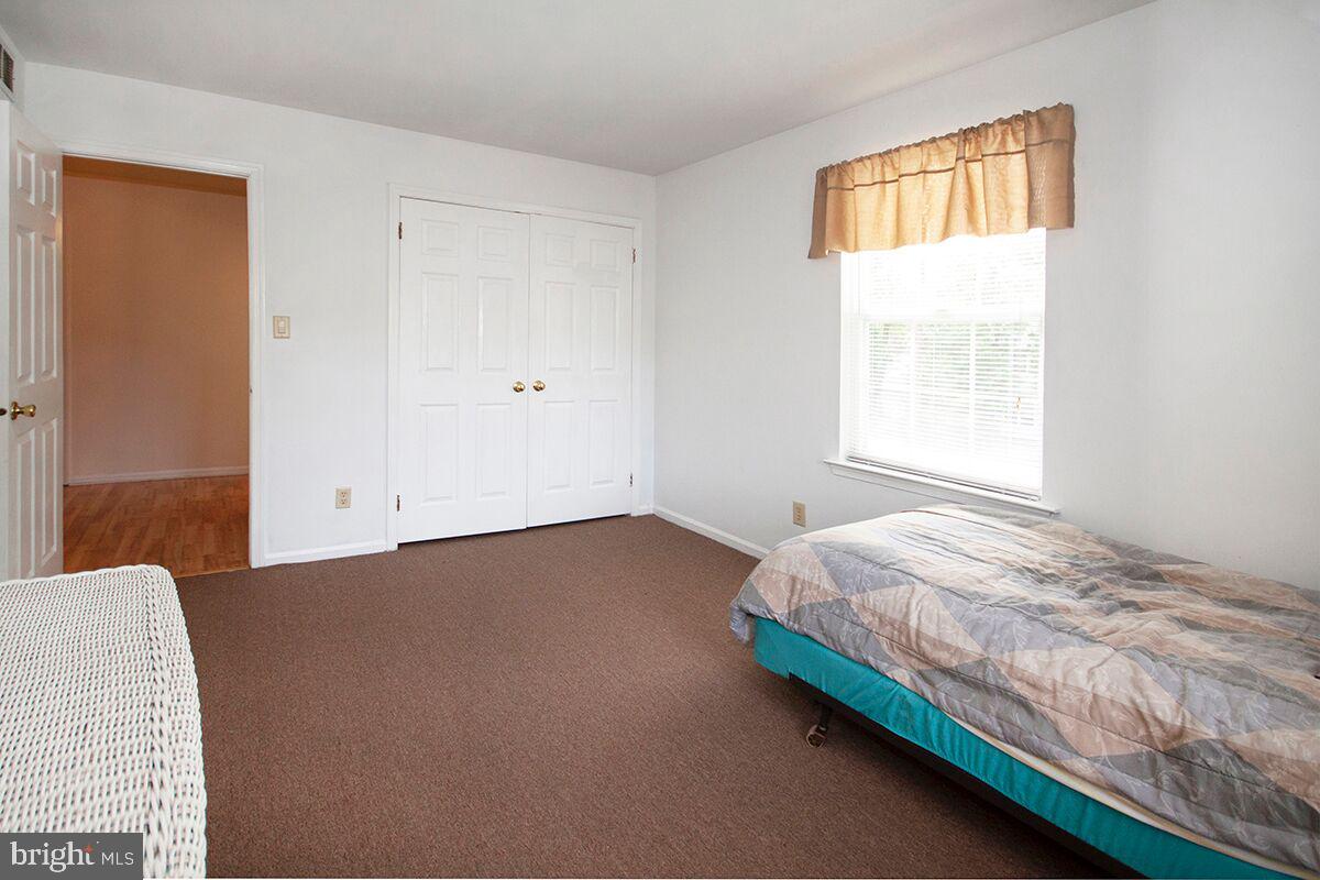 10 Crisfield Road Sicklerville, NJ 08081 - Photo 40 of 46 Bedroom #4: Double Closet