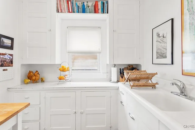 $209,000 | 153 Upland Road, Syracuse, NY 13207