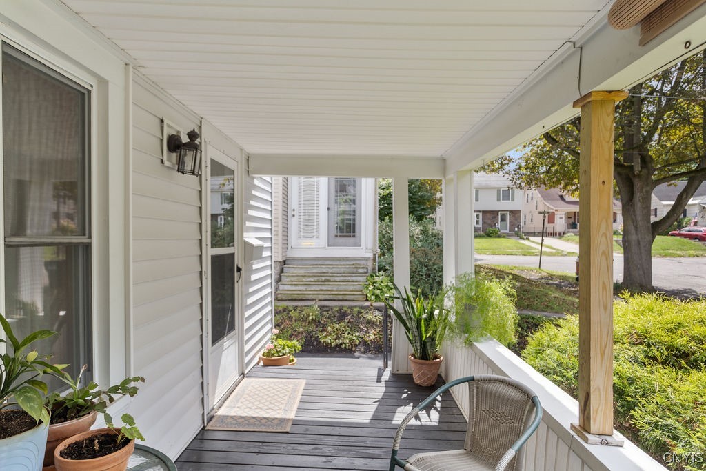 153 Upland Road Syracuse, NY 13207 - Photo 4 of 36 Gallery Image 4