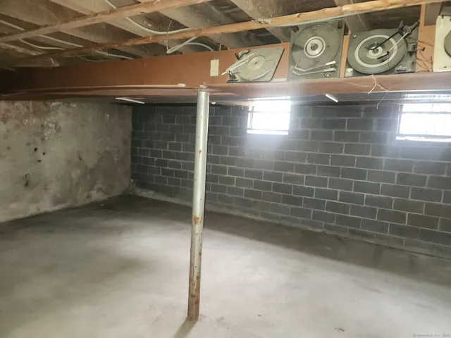 a view of empty room