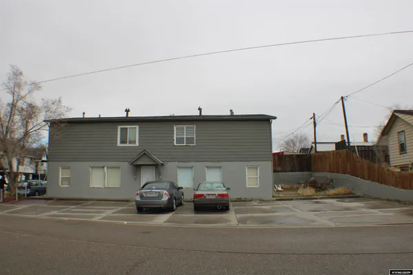 $329,000 | 814 7th Street, Rock Springs, WY 82901
