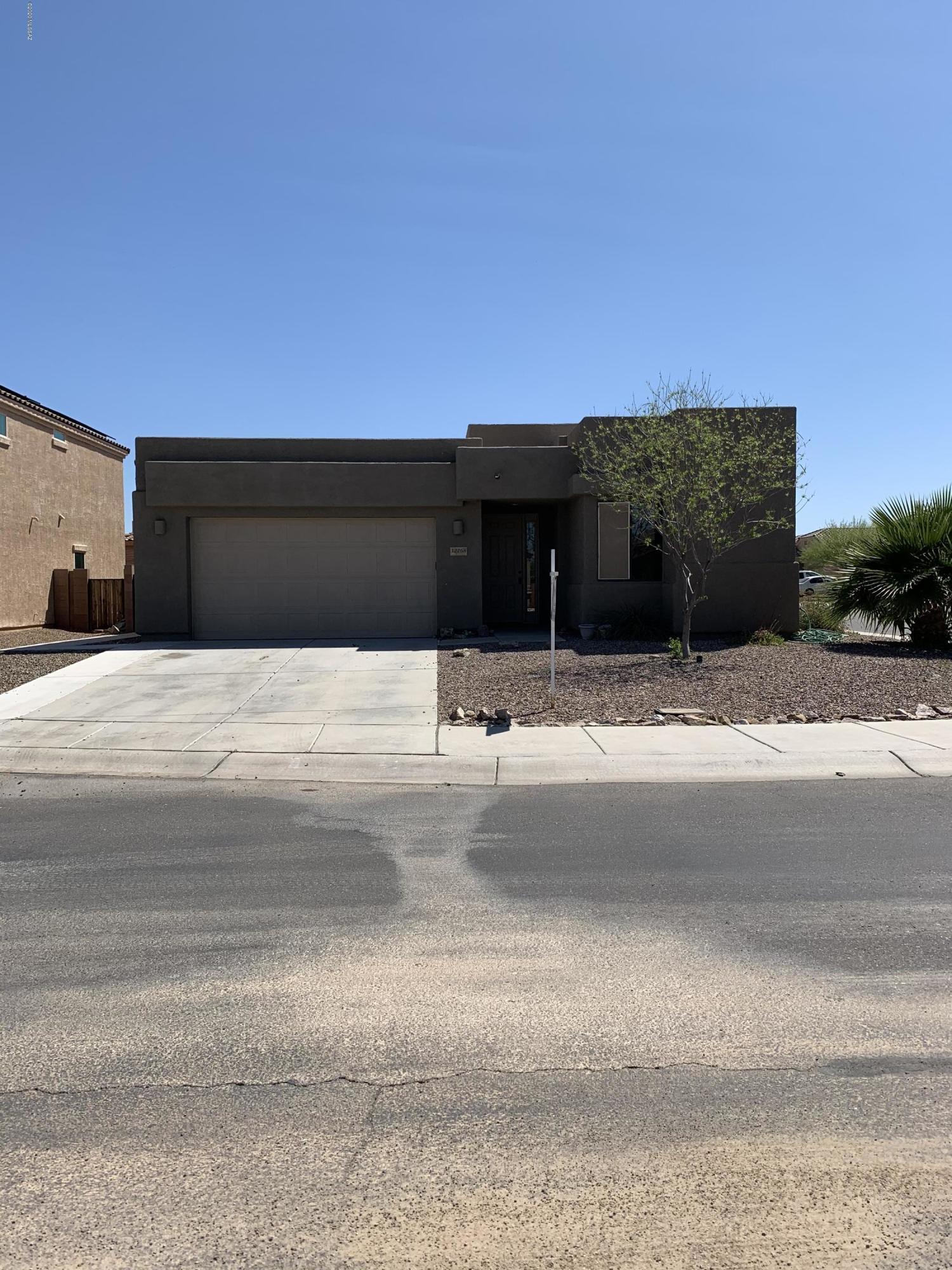 12268 West Reyher Farms Loop Marana, AZ 85653 - Photo 2 of 32