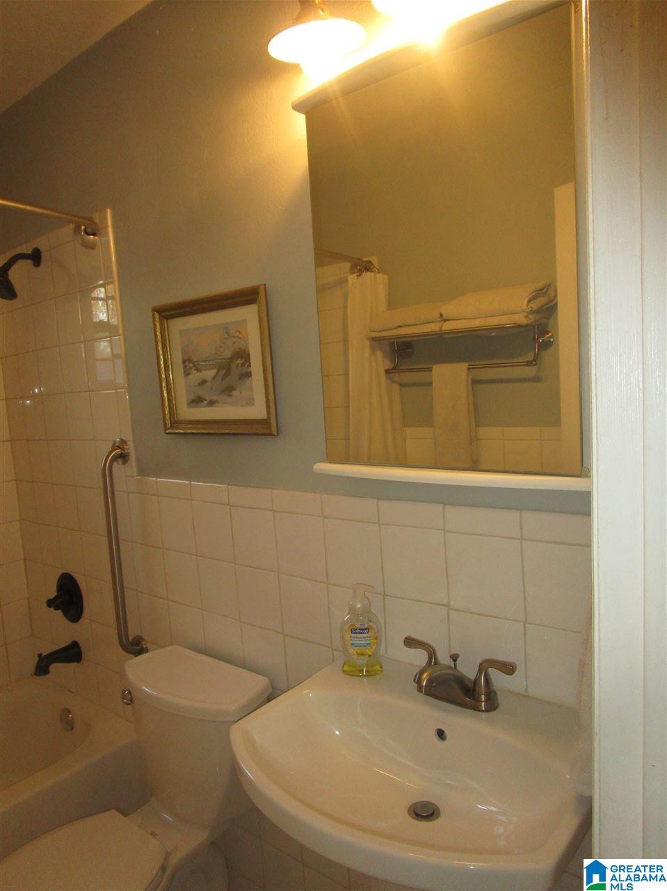 2129 Chapel Hill Road Birmingham, AL 35216 - Photo 14 of 25