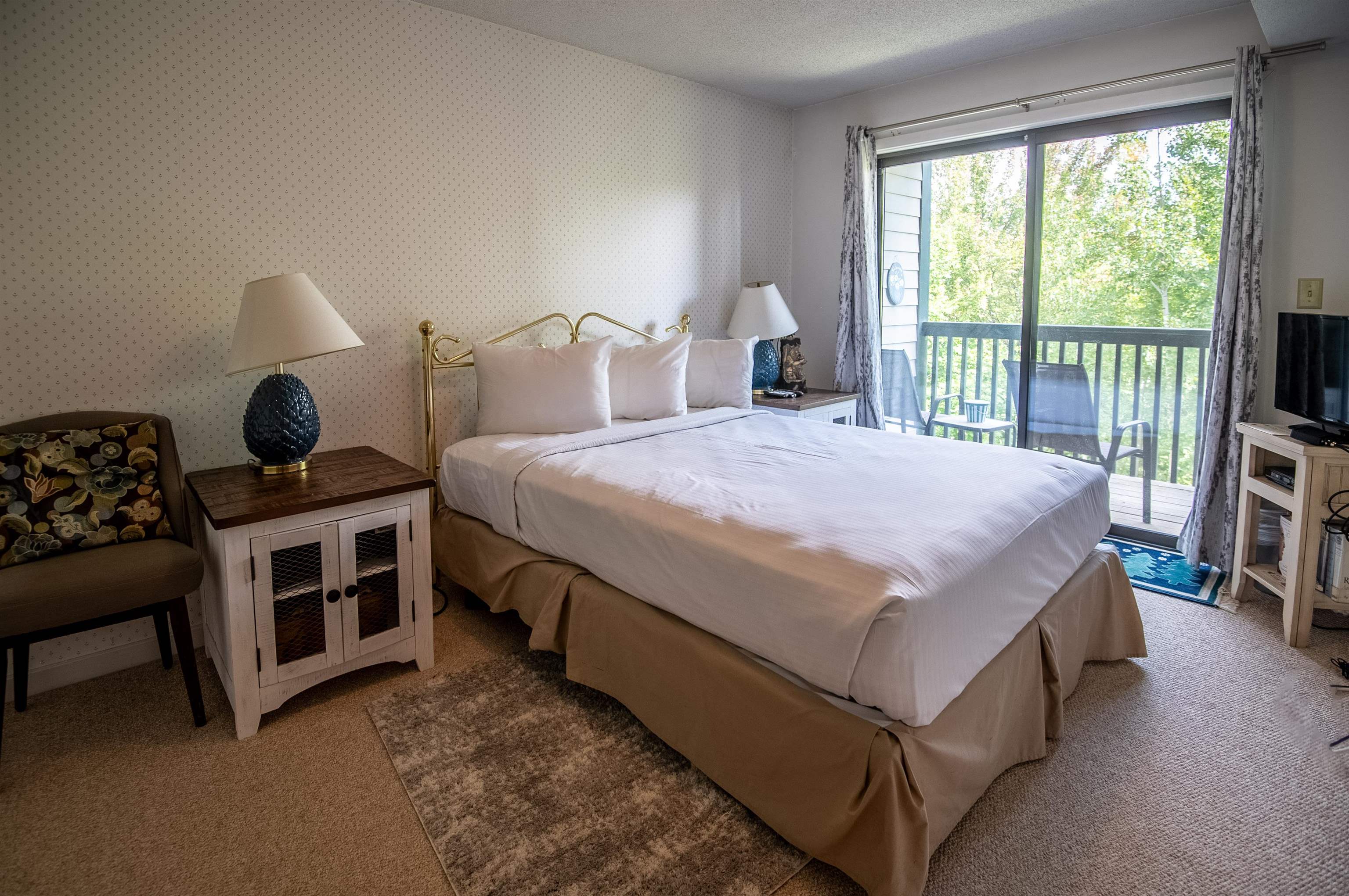 19 White Loop, Unit A203 Ludlow, VT 05149 - Photo 5 of 29