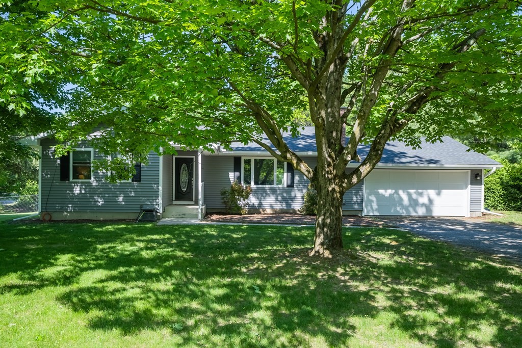 44 Line Street Southampton, MA 01073 - Photo 1 of 42 Gallery Image 1