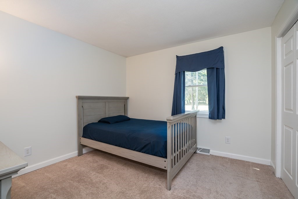 44 Line Street Southampton, MA 01073 - Photo 15 of 42 Gallery Image 15
